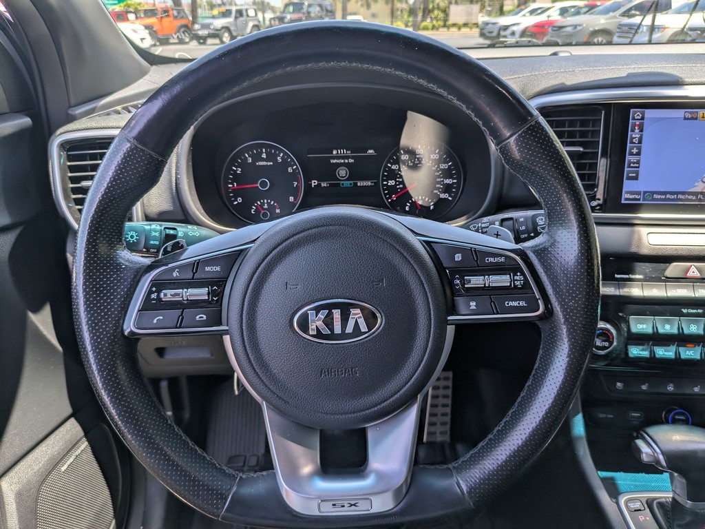 Kia Sportage Vehicle Full-screen Gallery Image 25