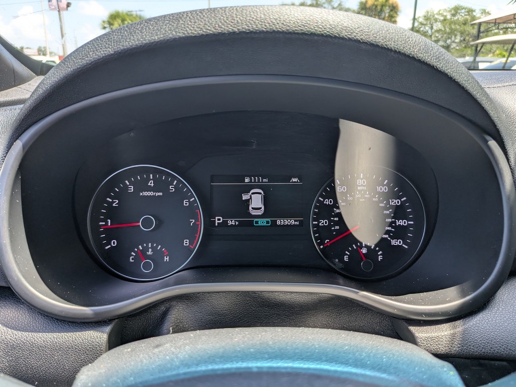 Kia Sportage Vehicle Full-screen Gallery Image 30
