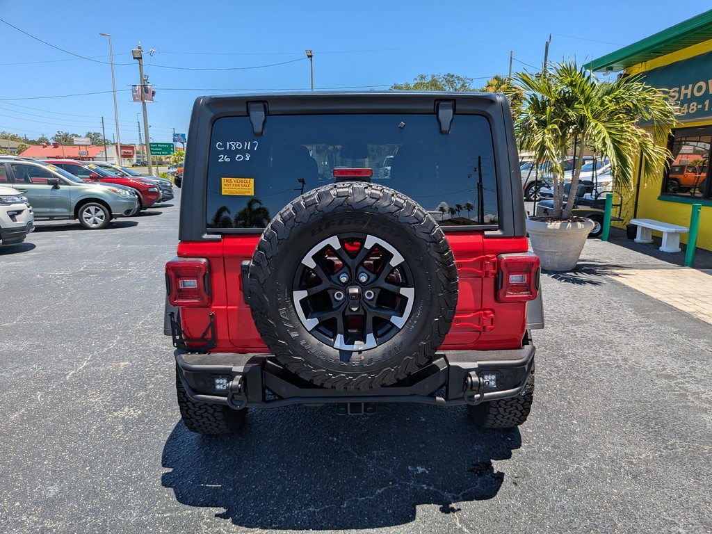 Jeep Wrangler Vehicle Full-screen Gallery Image 04