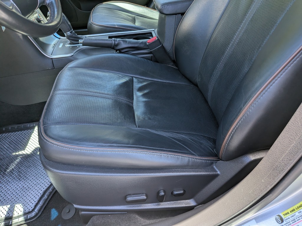Lincoln MKZ Vehicle Full-screen Gallery Image 18
