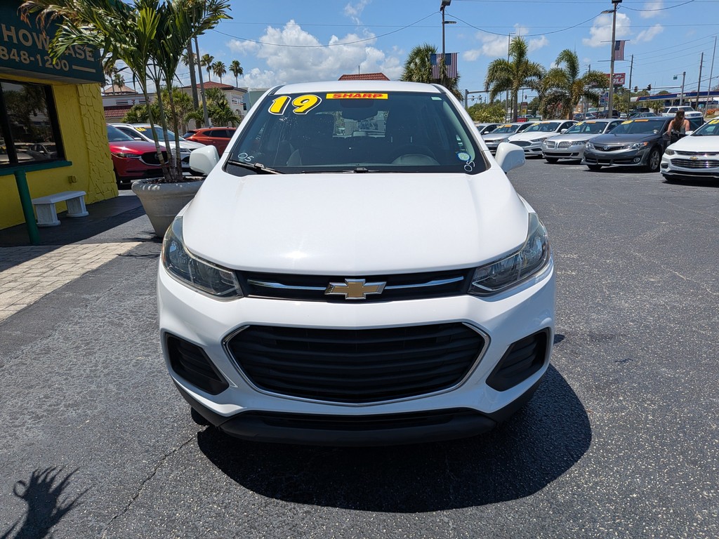Chevrolet Trax Vehicle Full-screen Gallery Image 05