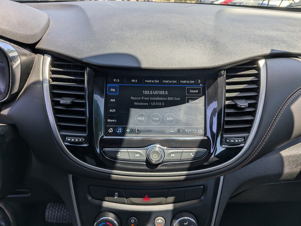 Chevrolet Trax Vehicle Full-screen Gallery Image 18