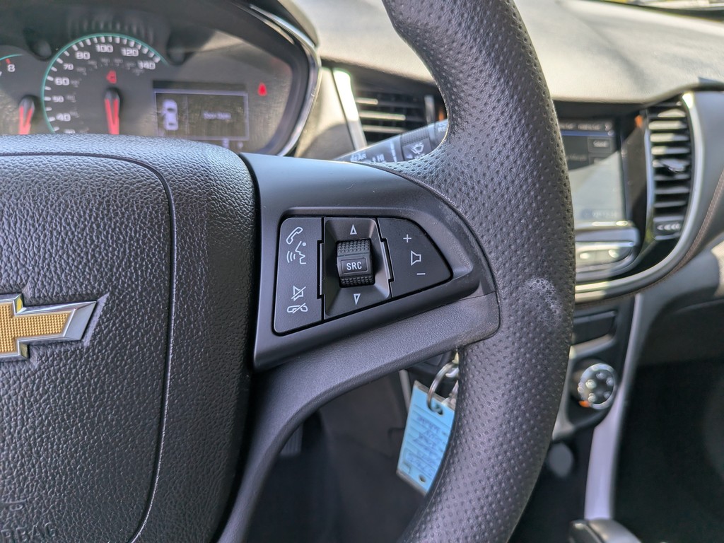 Chevrolet Trax Vehicle Full-screen Gallery Image 24