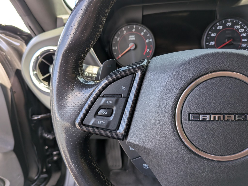 Chevrolet Camaro Vehicle Full-screen Gallery Image 27