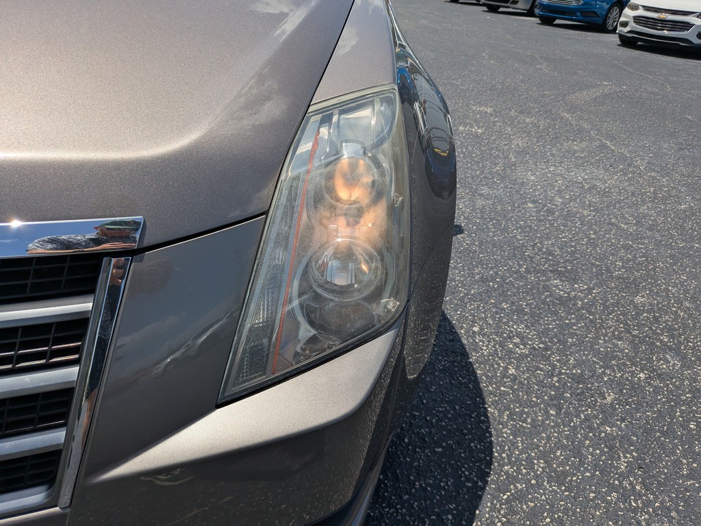 Cadillac CTS Sedan Vehicle Full-screen Gallery Image 07