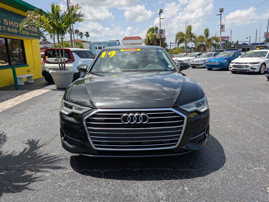 Audi A6 Vehicle Full-screen Gallery Image 07