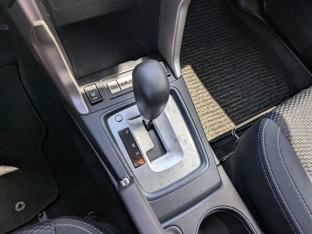 Subaru Forester Vehicle Full-screen Gallery Image 23