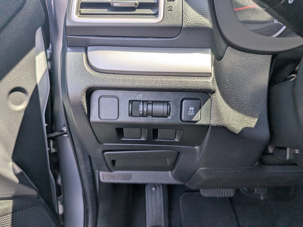 Subaru Forester Vehicle Full-screen Gallery Image 25