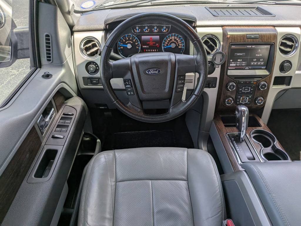 Ford F-150 Vehicle Full-screen Gallery Image 13