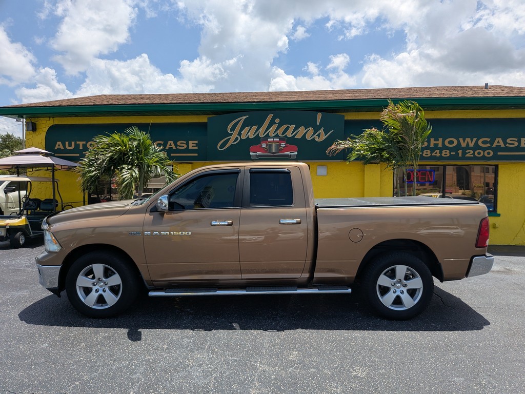 Ram 1500 Vehicle Full-screen Gallery Image 02