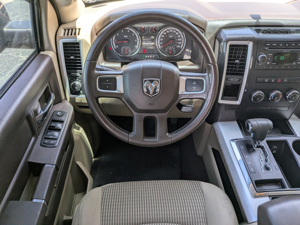 Ram 1500 Vehicle Full-screen Gallery Image 13