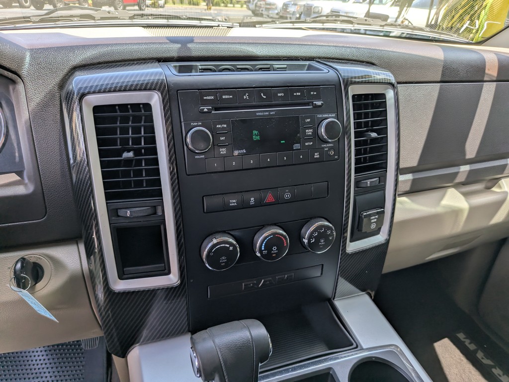 Ram 1500 Vehicle Full-screen Gallery Image 20