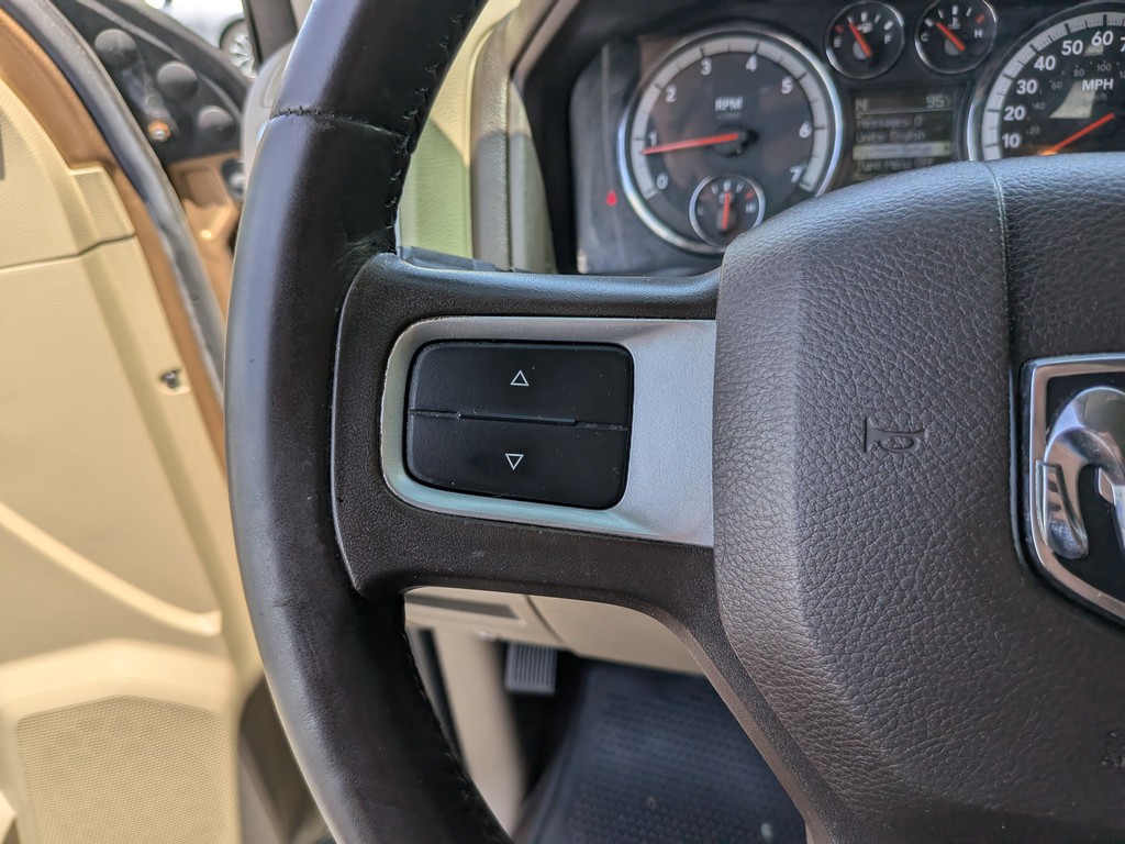 Ram 1500 Vehicle Full-screen Gallery Image 25