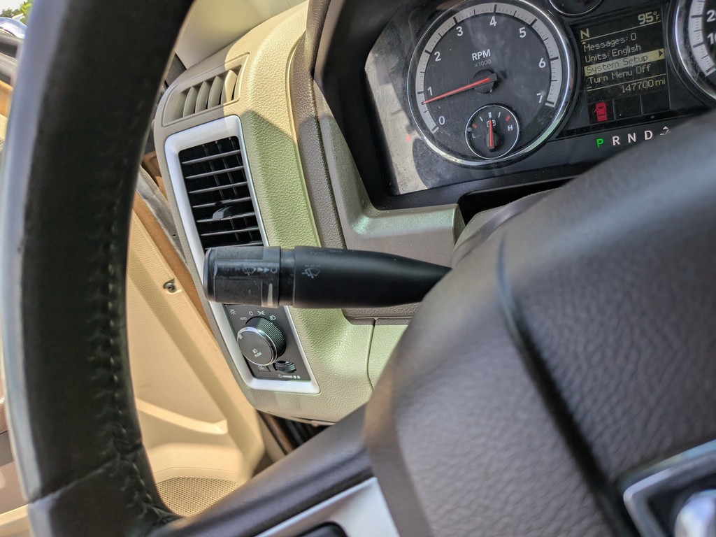 Ram 1500 Vehicle Full-screen Gallery Image 27