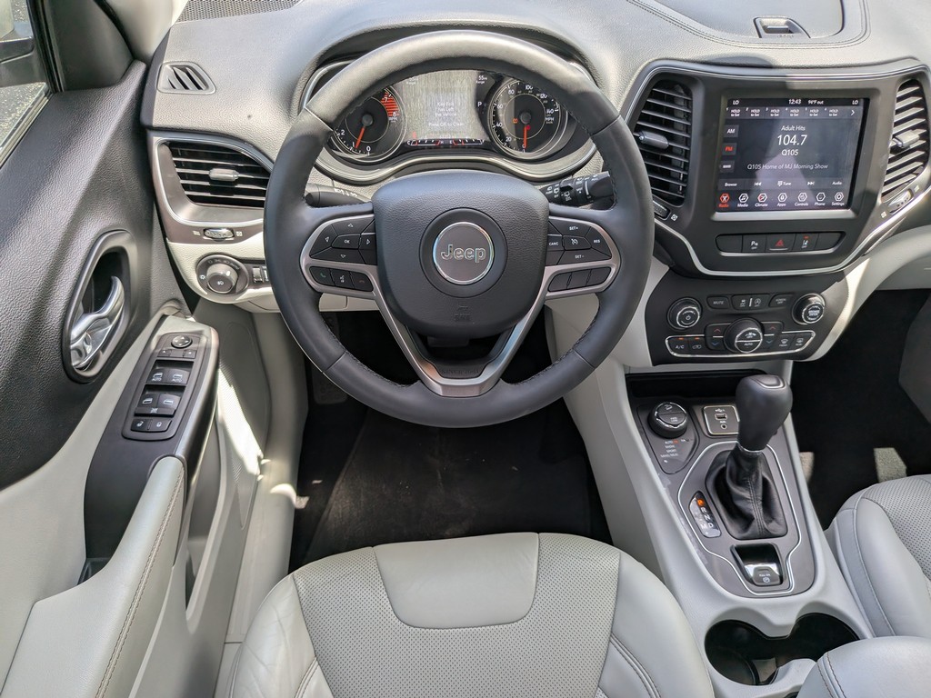 Jeep Cherokee Vehicle Full-screen Gallery Image 14