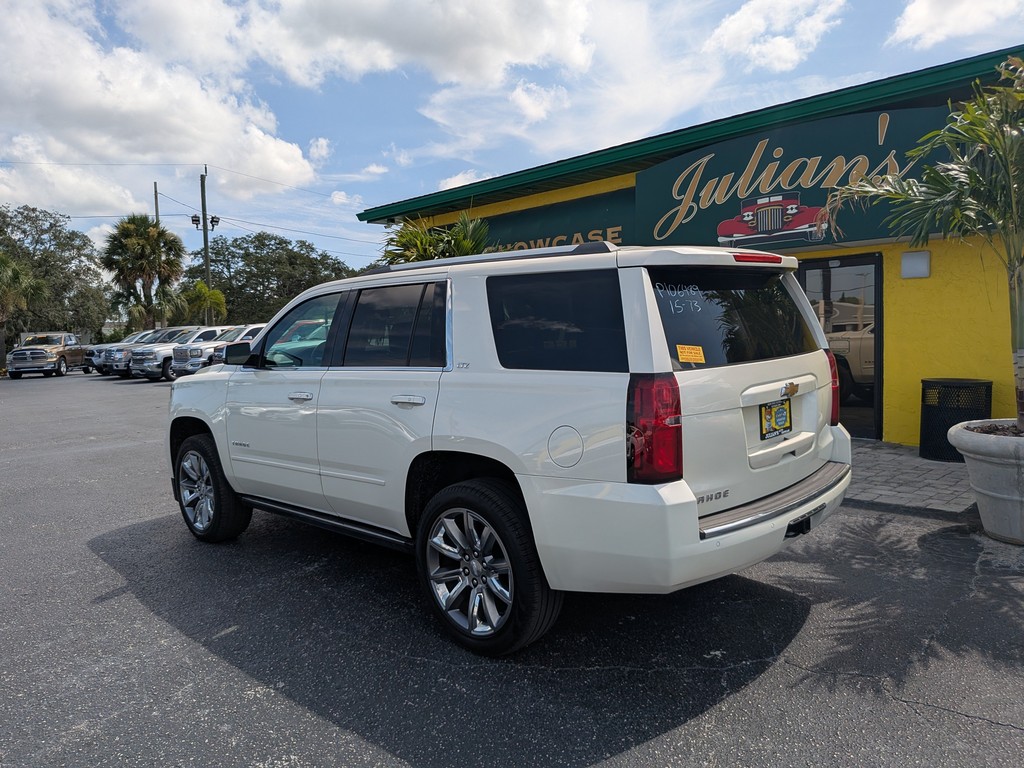 Chevrolet Tahoe Vehicle Full-screen Gallery Image 03