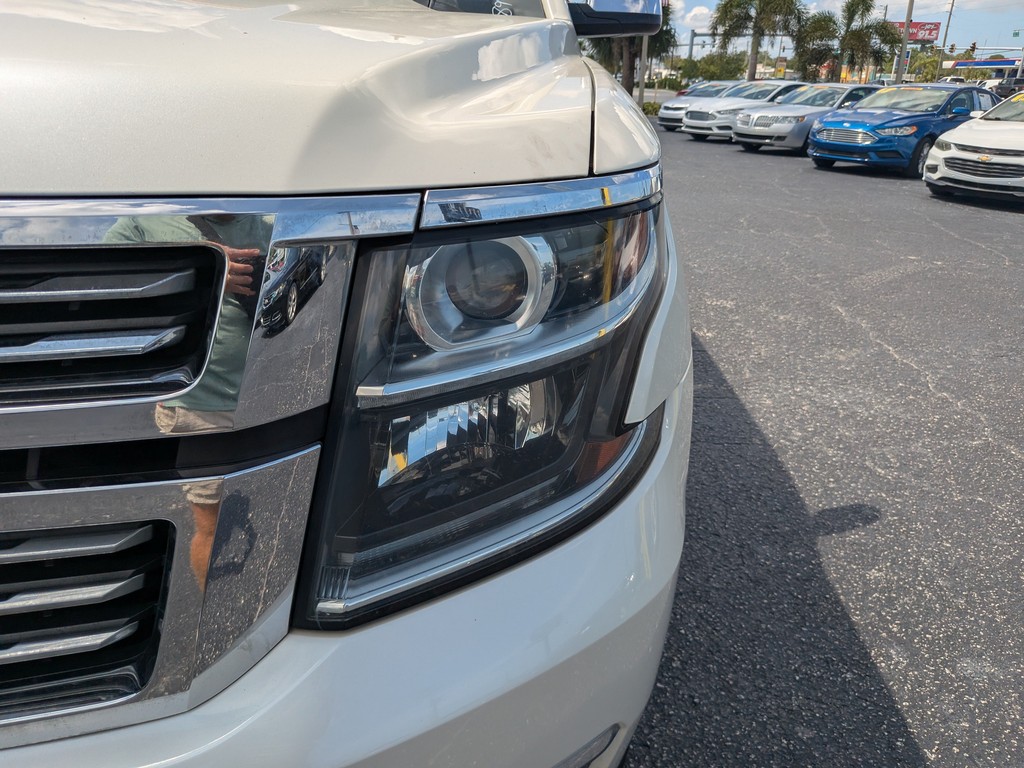 Chevrolet Tahoe Vehicle Full-screen Gallery Image 06