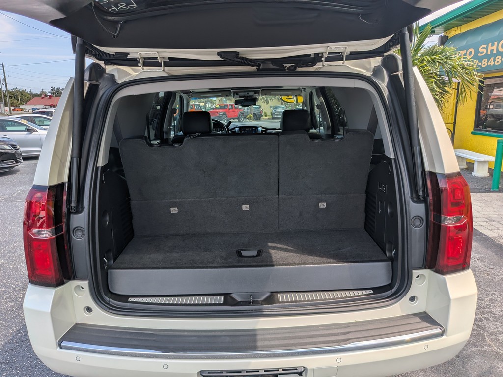 Chevrolet Tahoe Vehicle Full-screen Gallery Image 09