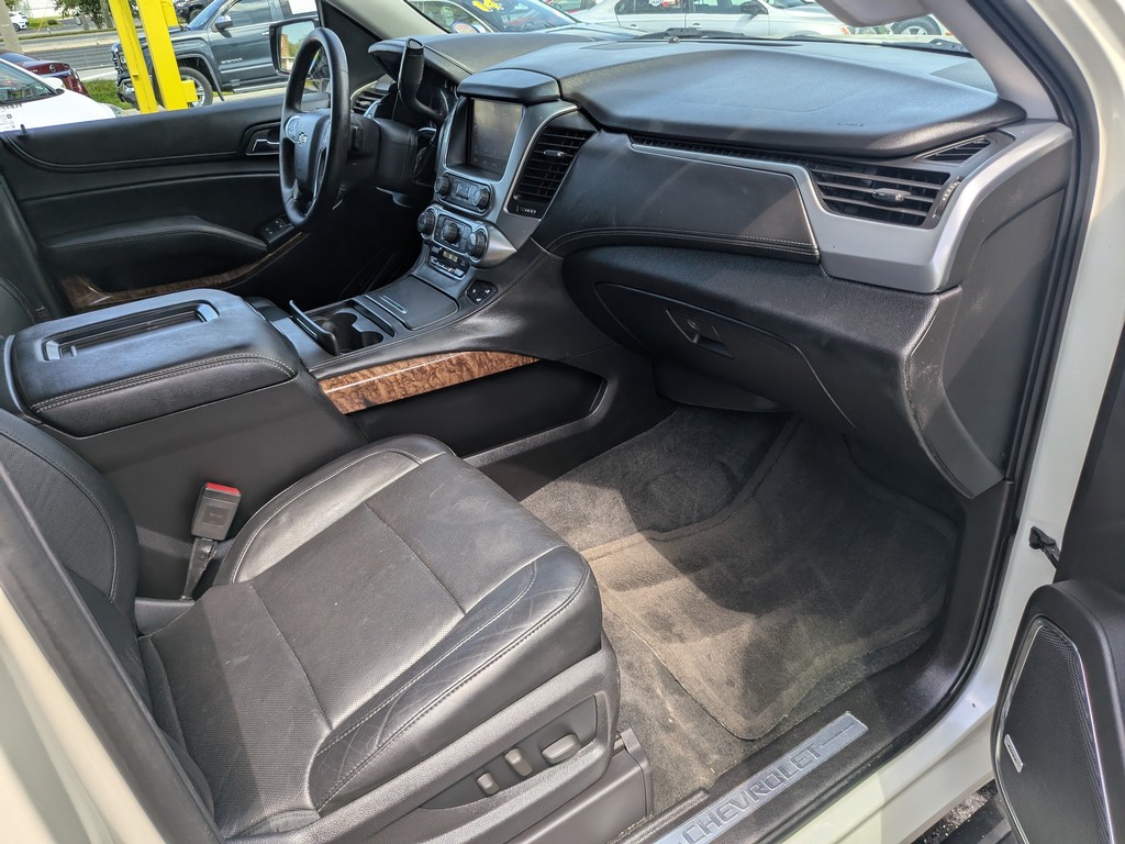 Chevrolet Tahoe Vehicle Full-screen Gallery Image 12