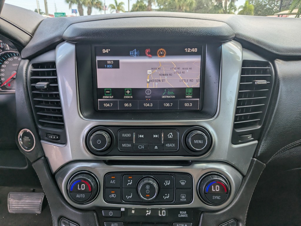 Chevrolet Tahoe Vehicle Full-screen Gallery Image 26