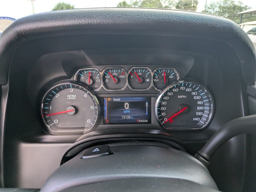 Chevrolet Tahoe Vehicle Full-screen Gallery Image 37