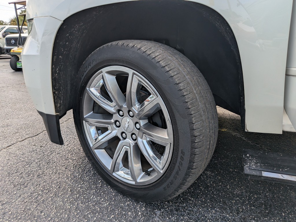 Chevrolet Tahoe Vehicle Full-screen Gallery Image 38