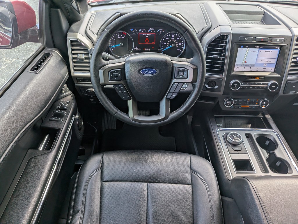 Ford Expedition Vehicle Full-screen Gallery Image 13