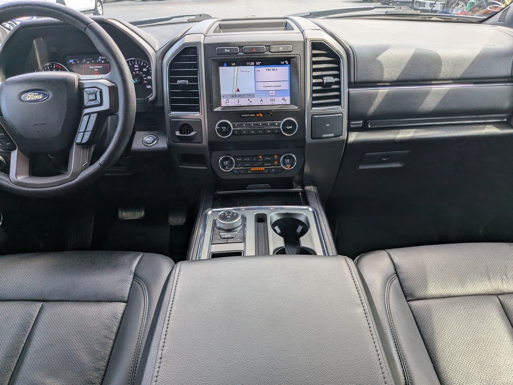 Ford Expedition Vehicle Full-screen Gallery Image 14