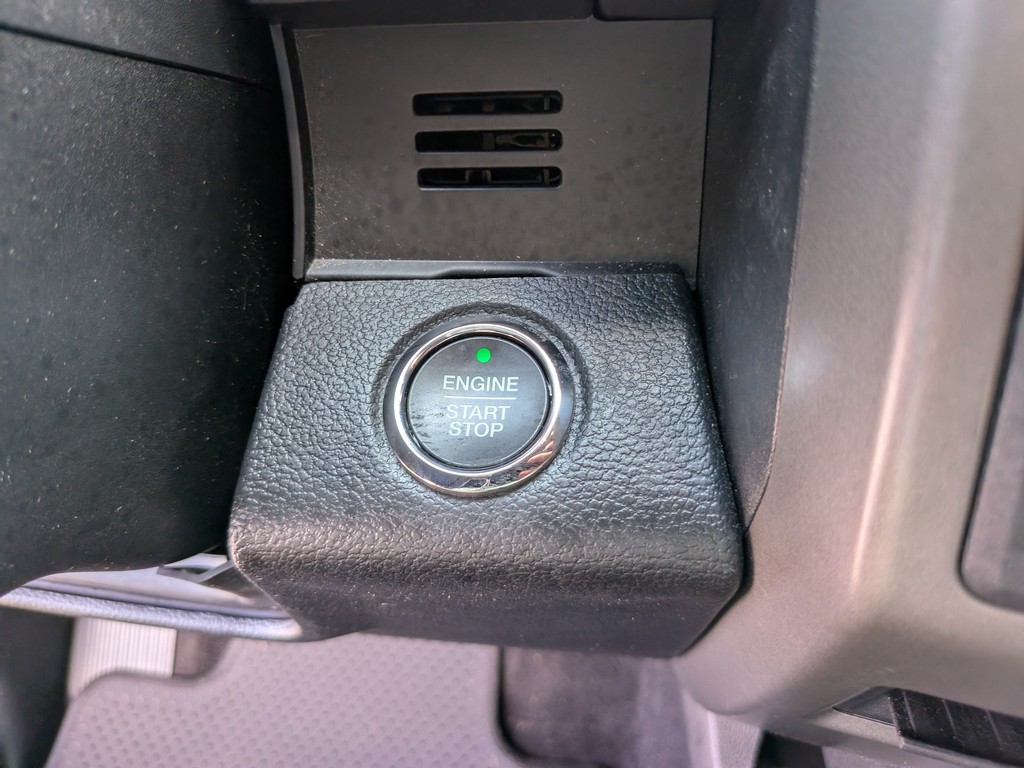 Ford Expedition Vehicle Full-screen Gallery Image 29