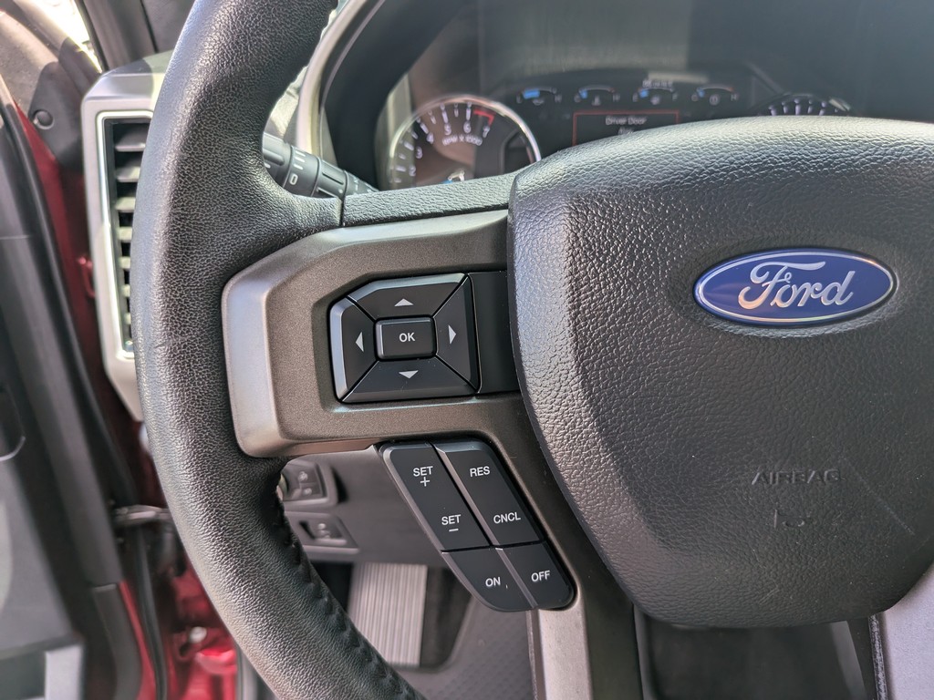 Ford Expedition Vehicle Full-screen Gallery Image 32