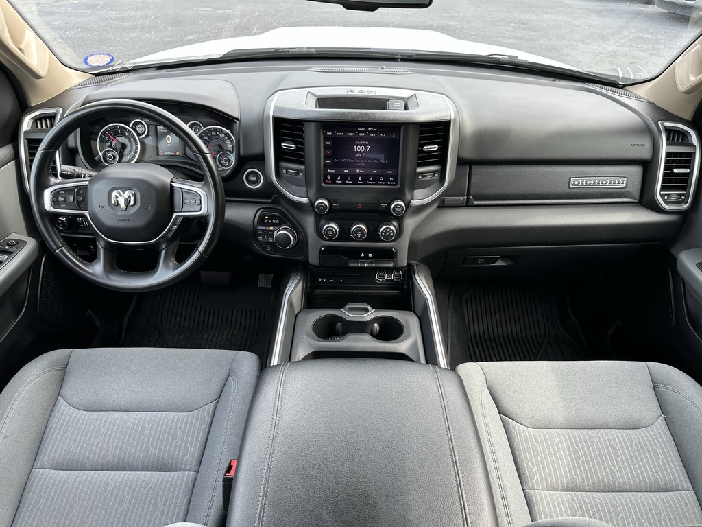 Ram 1500 Vehicle Full-screen Gallery Image 11