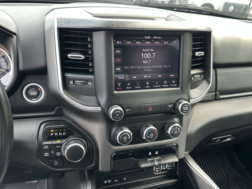 Ram 1500 Vehicle Full-screen Gallery Image 23