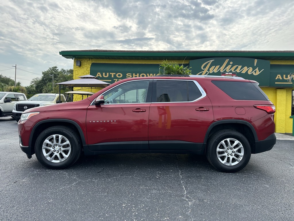 Chevrolet Traverse Vehicle Full-screen Gallery Image 03