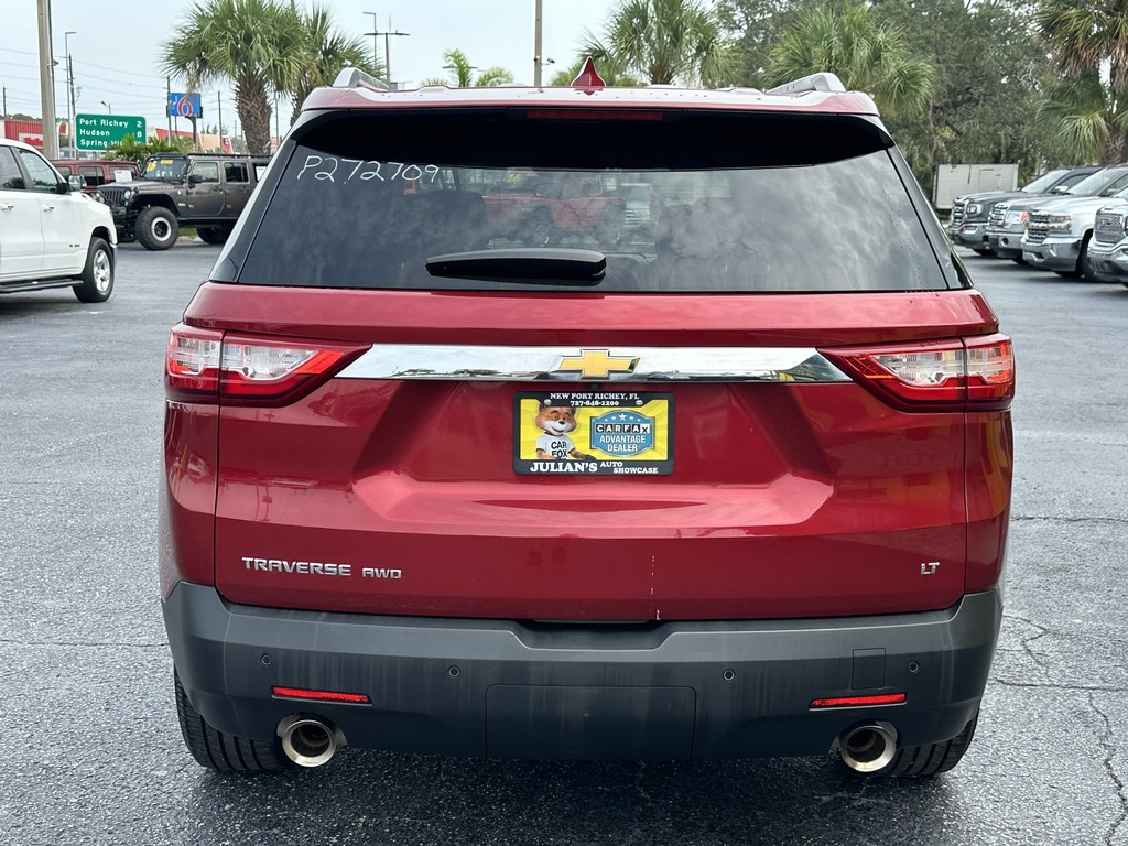 Chevrolet Traverse Vehicle Full-screen Gallery Image 05