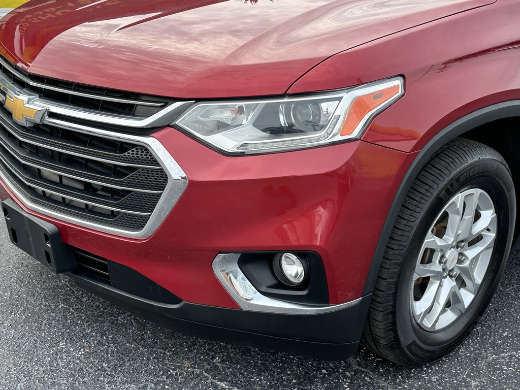 Chevrolet Traverse Vehicle Full-screen Gallery Image 07