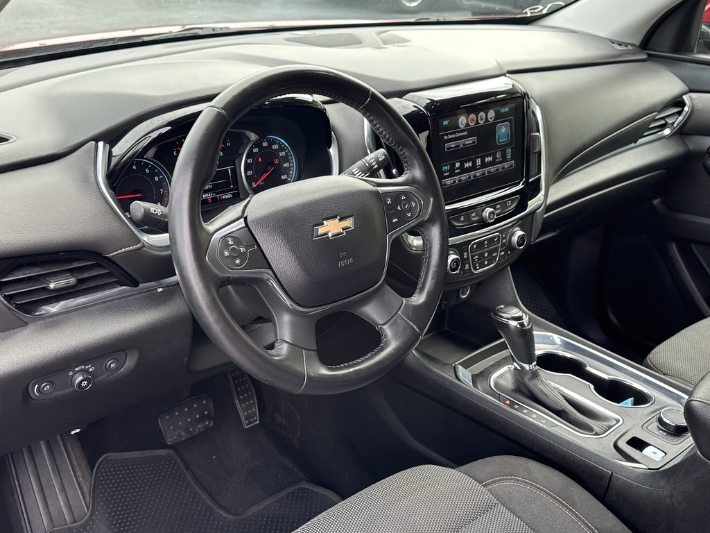 Chevrolet Traverse Vehicle Full-screen Gallery Image 16