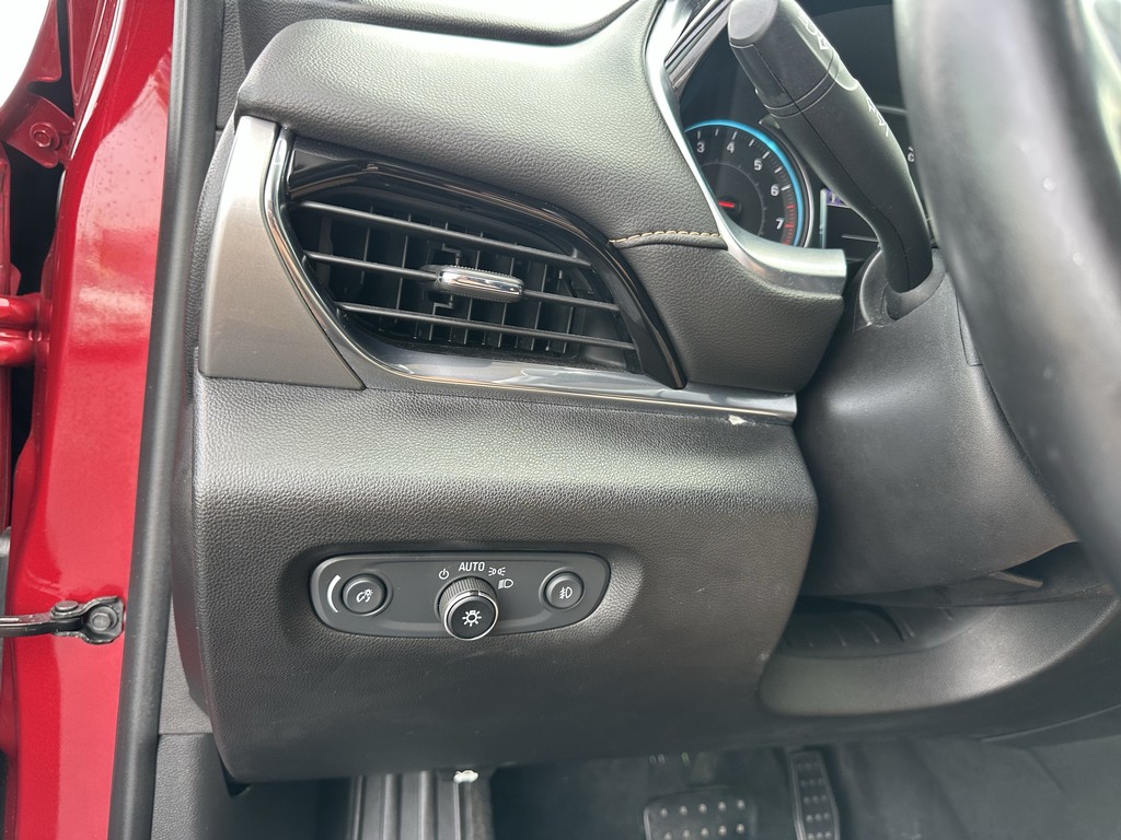 Chevrolet Traverse Vehicle Full-screen Gallery Image 28