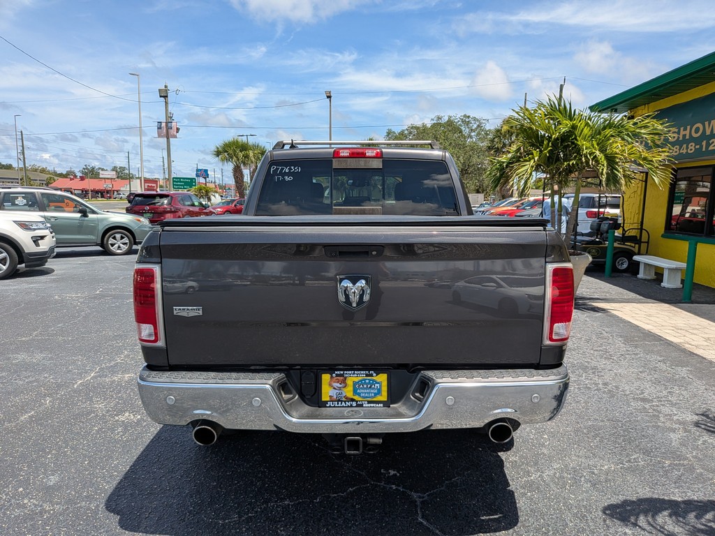 Ram 1500 Vehicle Full-screen Gallery Image 04