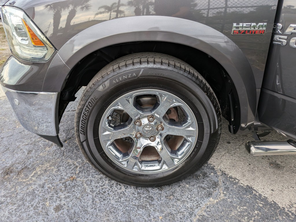 Ram 1500 Vehicle Full-screen Gallery Image 26
