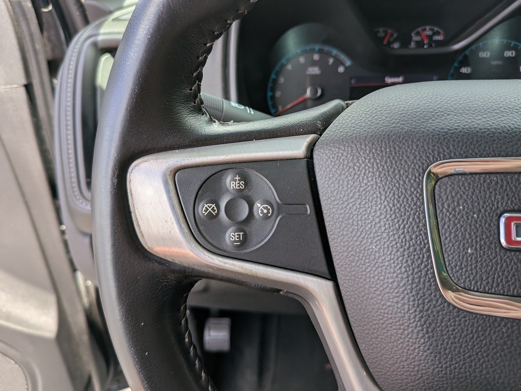 GMC Canyon Vehicle Full-screen Gallery Image 25