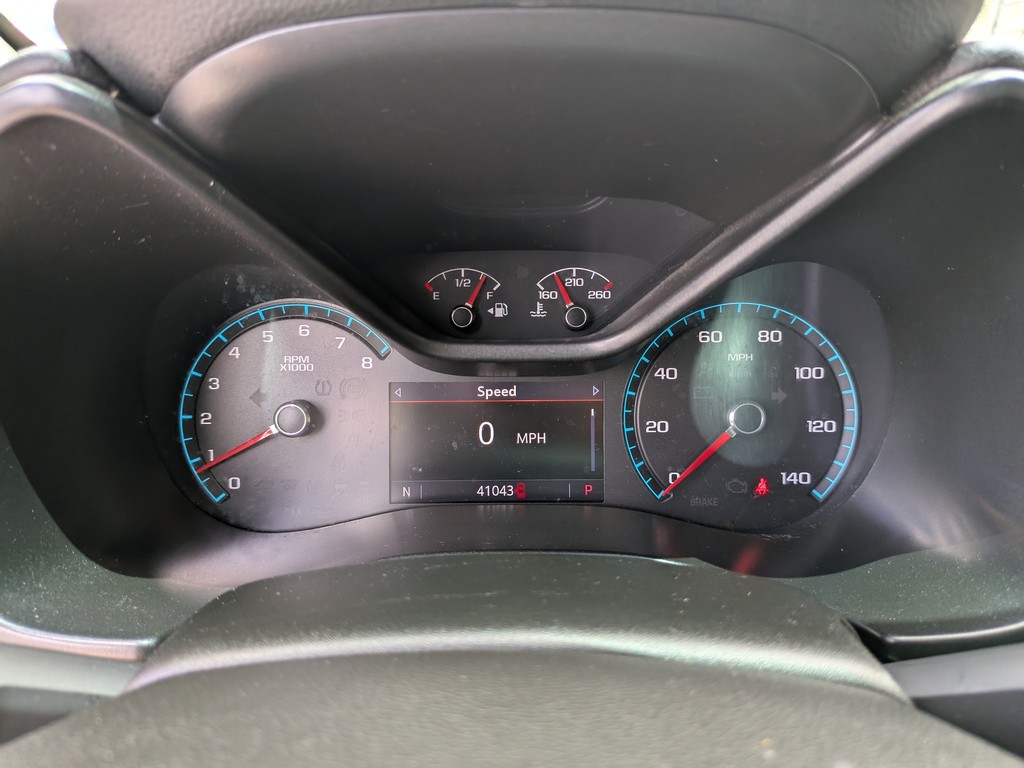 GMC Canyon Vehicle Full-screen Gallery Image 29