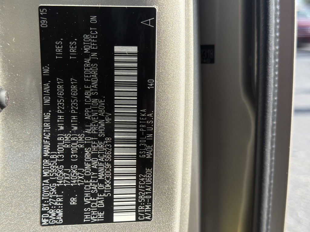Toyota Sienna Vehicle Full-screen Gallery Image 29