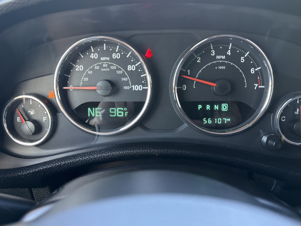 Jeep Wrangler Vehicle Full-screen Gallery Image 21