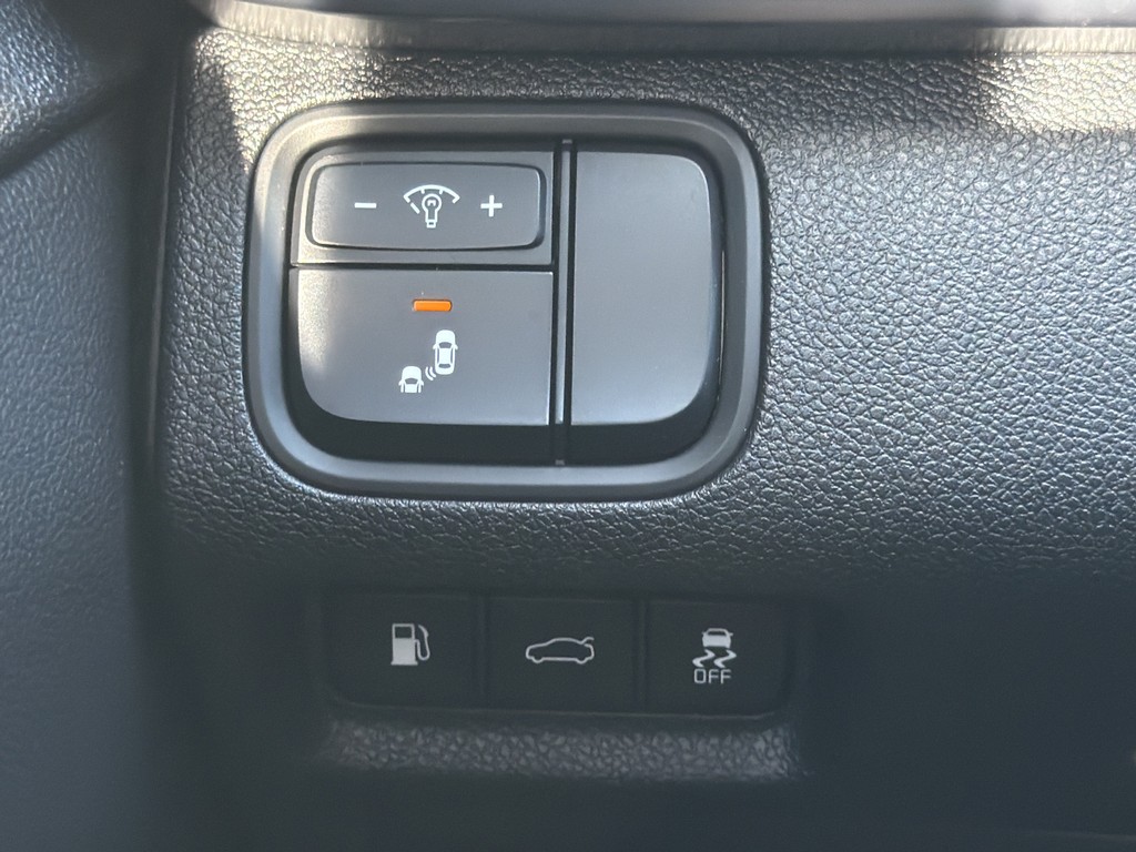 Kia Optima Vehicle Full-screen Gallery Image 19