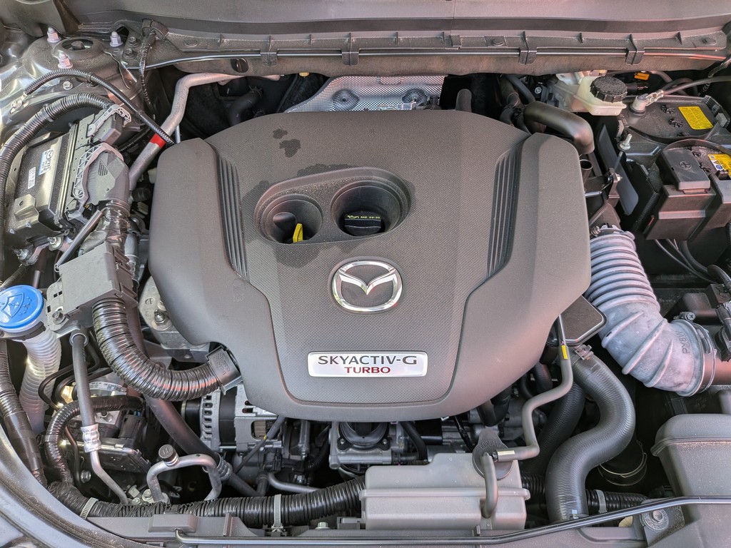 Mazda CX-5 Vehicle Full-screen Gallery Image 07