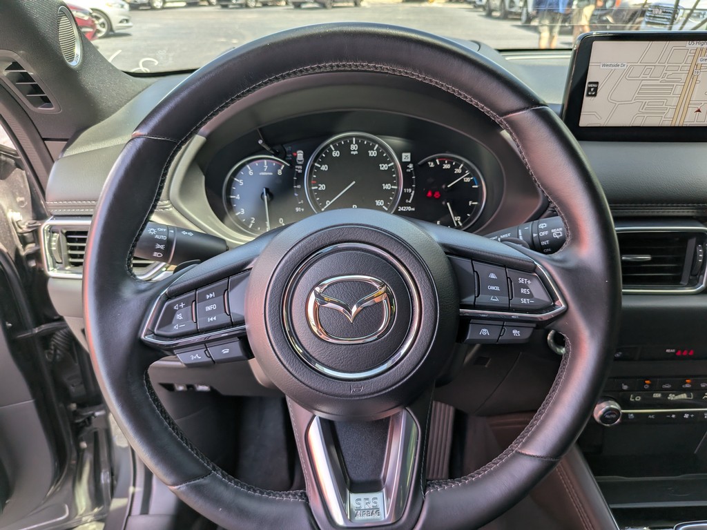 Mazda CX-5 Vehicle Full-screen Gallery Image 31