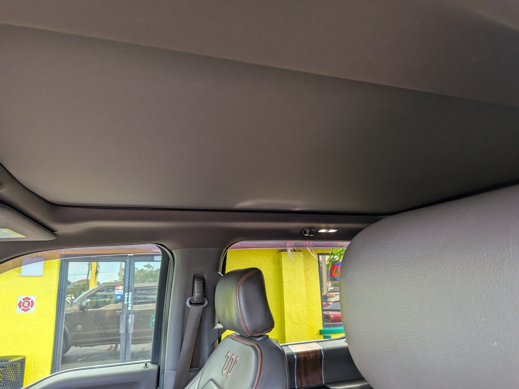 Ford F-150 Vehicle Full-screen Gallery Image 20
