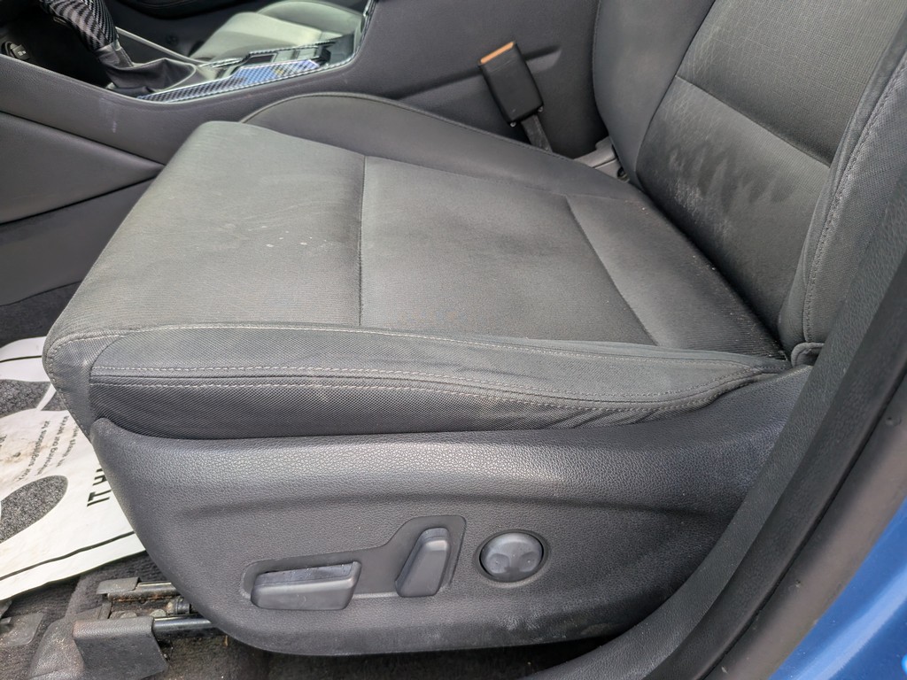 Hyundai Tucson Vehicle Full-screen Gallery Image 15