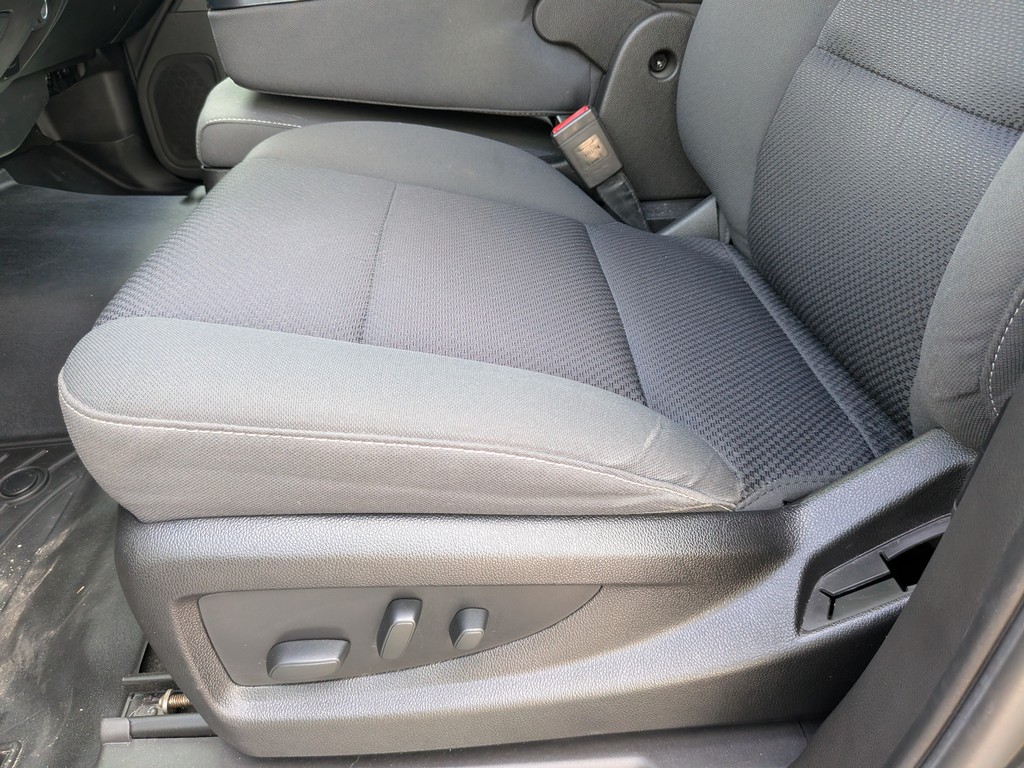 Chevrolet Silverado 1500 4WD Vehicle Full-screen Gallery Image 17