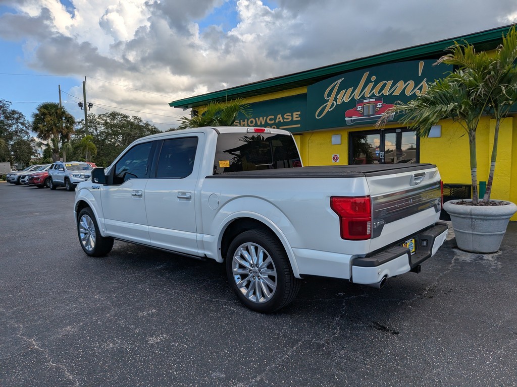 Ford F-150 Vehicle Full-screen Gallery Image 03